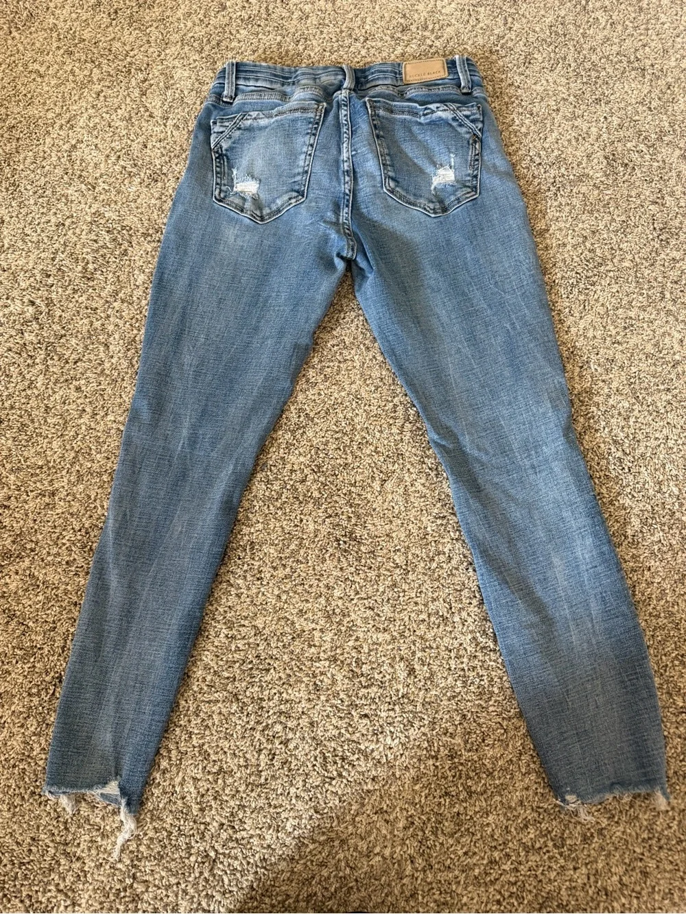 Buckle black womens